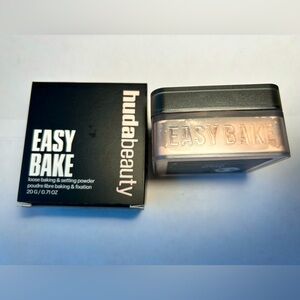NWT🌷Huda Easy Bake Blurring Loose Baking & Setting Powder in “Peach Pie”